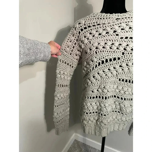 Handmade Open Knit Neutral‎ Sweater - Picture 2 of 10